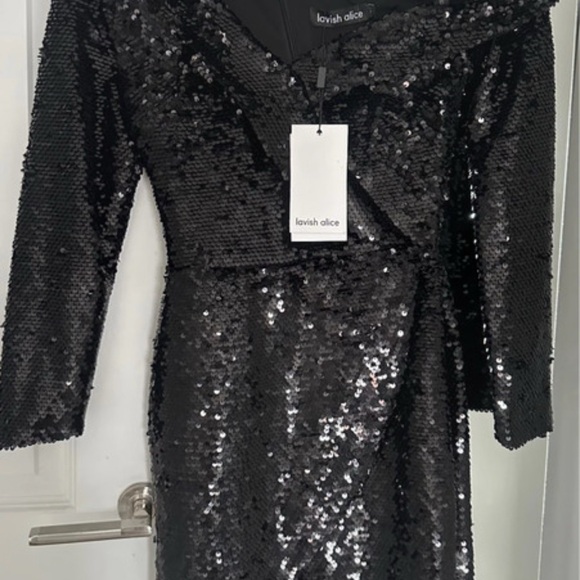 BNWT Lavish Alice Black Sequin Long Sleeve Dress - Picture 8 of 9